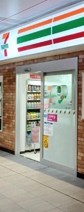 コンビニ　セブンイレブン京急ST蒲田改札前店（コンビニ）まで360m