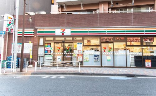 コンビニ　セブンイレブン 江東門前仲町1丁目店（コンビニ）まで28m