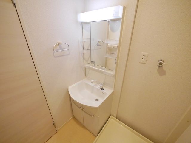 洗面設備　別部屋参考写真