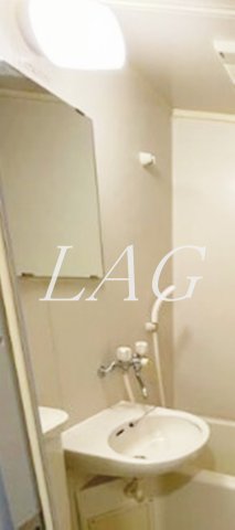 洗面設備　洗面台です。