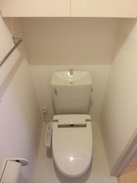 トイレ　綺麗なウォシュレット