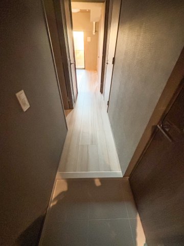 玄関　他号室　同施工参考写真