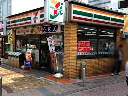 コンビニ　セブンイレブン 横浜伊勢佐木町4丁目店（コンビニ）まで113m