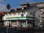 コンビニ　ファミリーマート 浦安堀江三丁目店（コンビニ）まで425m