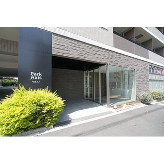 エントランス　落ち着いたエントランスです