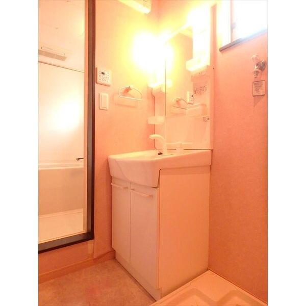 洗面設備　※※同物件他部屋写真