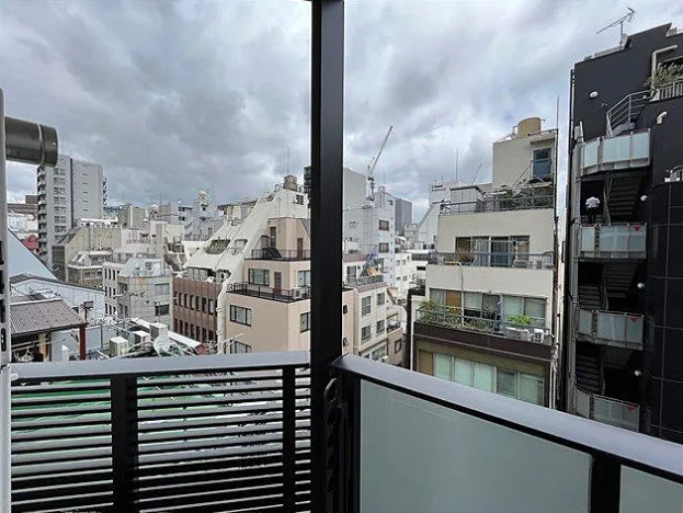 バルコニー　写真は同タイプ住居です。