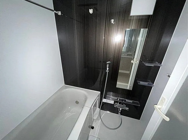 バス・シャワールーム　写真は同タイプ住居です。