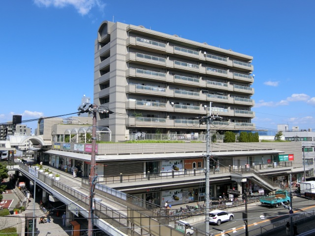 ショッピングセンター　フォルテ摂津（ショッピングセンター）まで85m