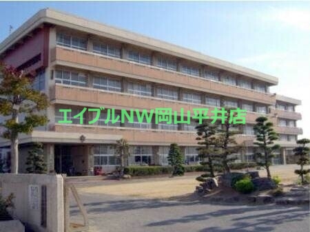 小学校　岡山市立平福小学校（小学校）まで871m