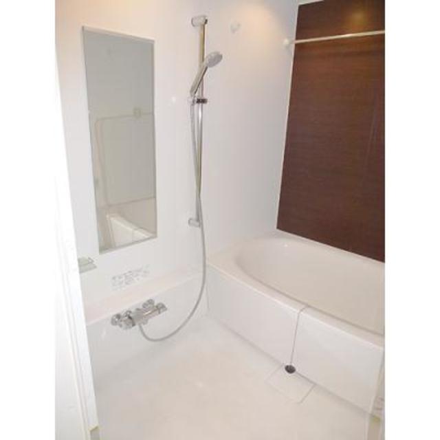 バス・シャワールーム　※写真は同タイプ住戸です。