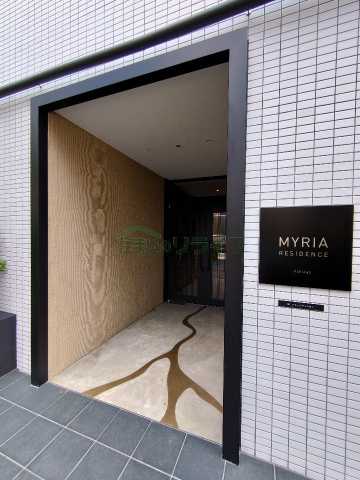 エントランス　リライフ浅草店