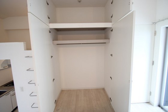 収納　※別部屋の写真です