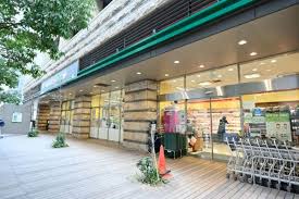 スーパー　マルエツ プチ 芝四丁目店（スーパー）まで831m