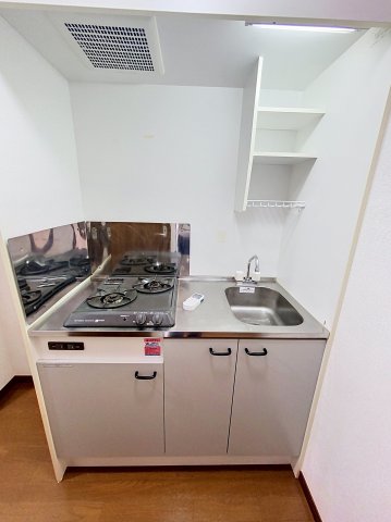 キッチン　※同建物ほかのお部屋の写真です。