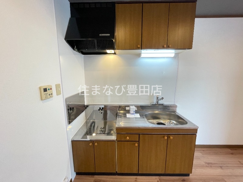 キッチン　同型別部屋写真