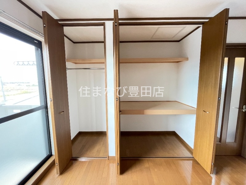 収納　同型別部屋写真