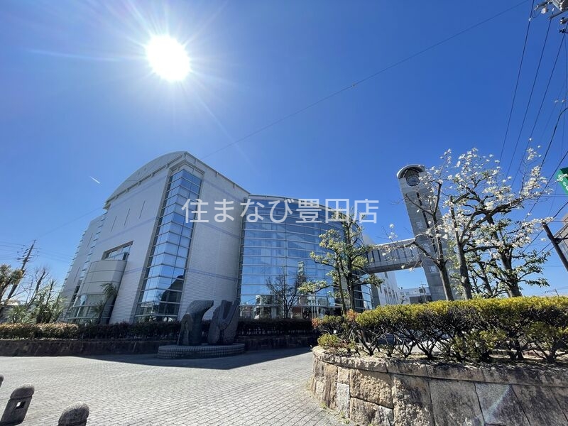 図書館　刈谷市中央図書館（図書館）まで1254m