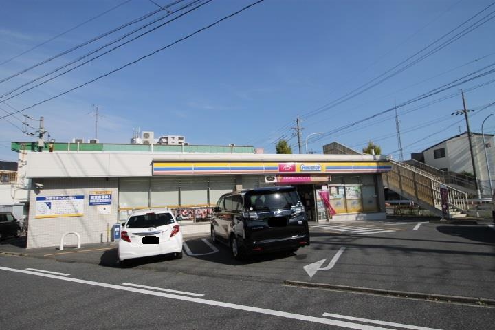 コンビニ　ミニストップ中村日赤前店（コンビニ）まで406m