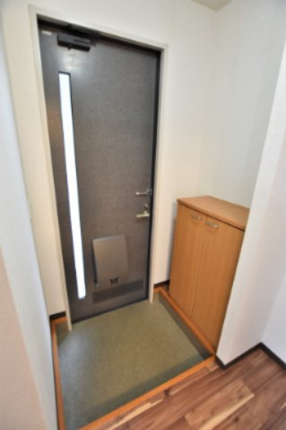 玄関　同物件、類似間取りのイメージ写真です