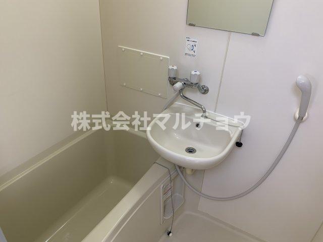 バス・シャワールーム　お風呂です