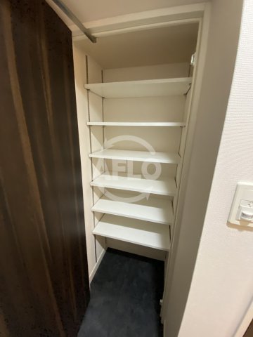 玄関　アクアプレイス梅田５　下駄箱