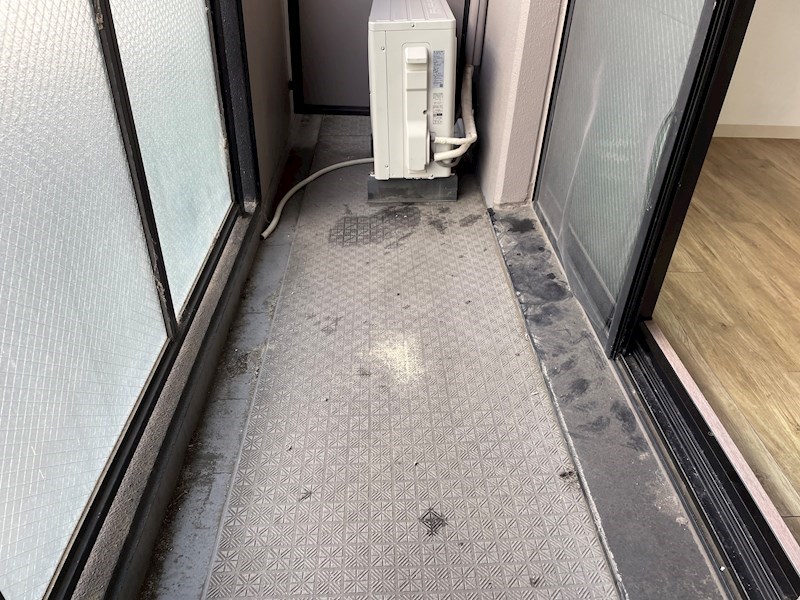 バルコニー　参考写真掲載。