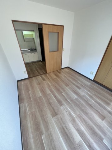 アルファポレールの内装写真