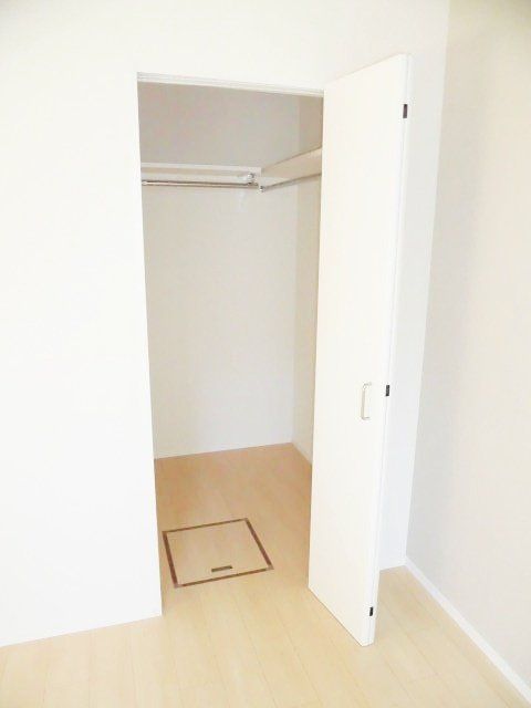 収納　ウォークインクローゼット
