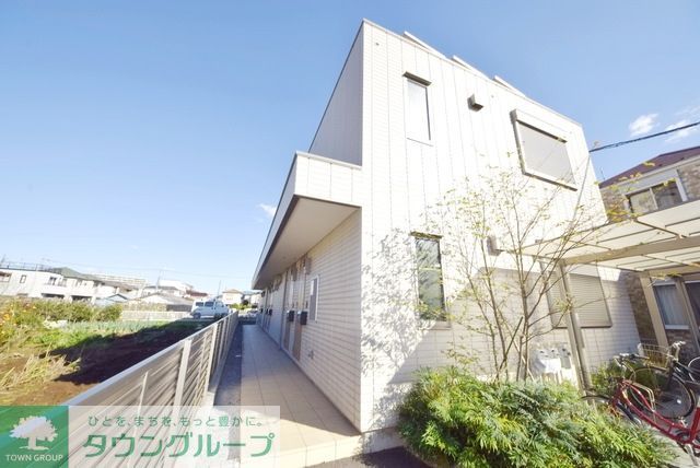 建物外観　2015年築　旭化成施工　都市ガス