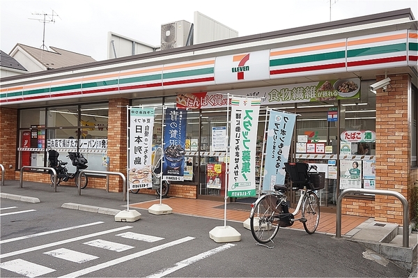 コンビニ　セブンイレブン練馬桜台２丁目店（コンビニ）まで93m