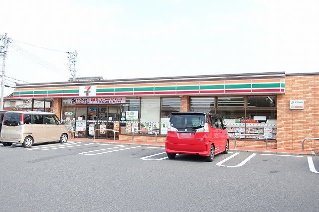 コンビニ　セブンイレブン（コンビニ）まで600m