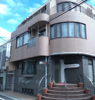 病院　岩田レディースクリニック（病院）まで1684m