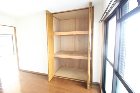 収納　※別部屋の写真です
