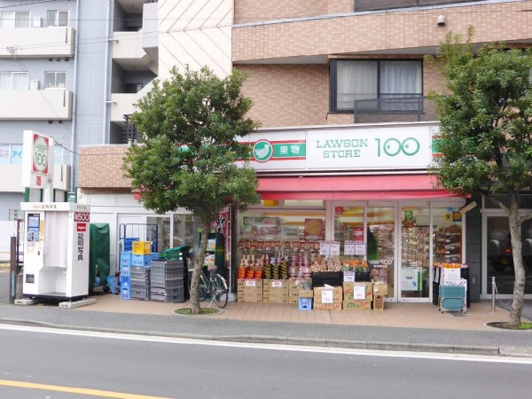 コンビニ　ローソンストア100 東神奈川店（コンビニ）まで185m
