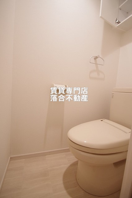 トイレ　暖房便座付き