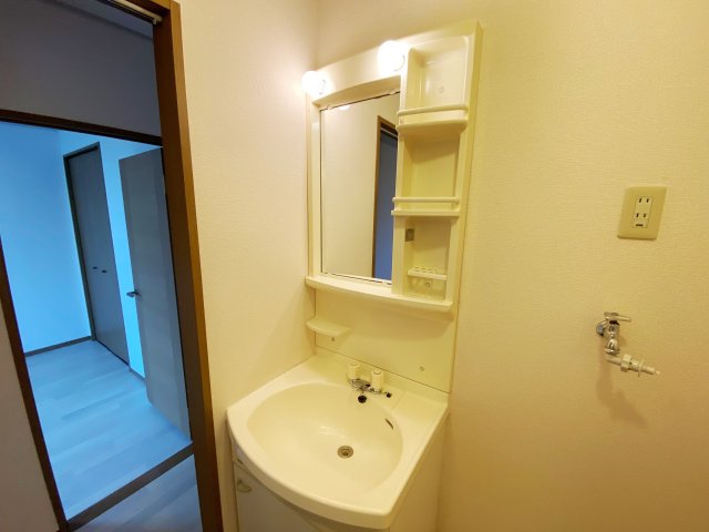 洗面設備　別号室の参考写真です。