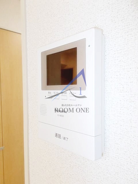 セキュリティ　モニター付きインターホンです。