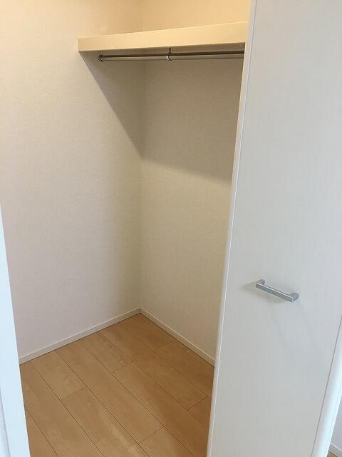 収納　?