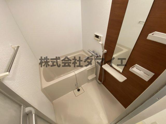バス・シャワールーム　ゆったり過ごせるお風呂です
