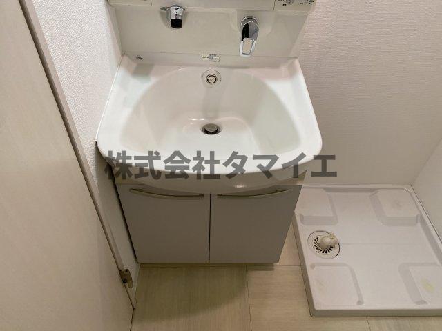 洗面設備　コンパクトで使いやすい洗面所