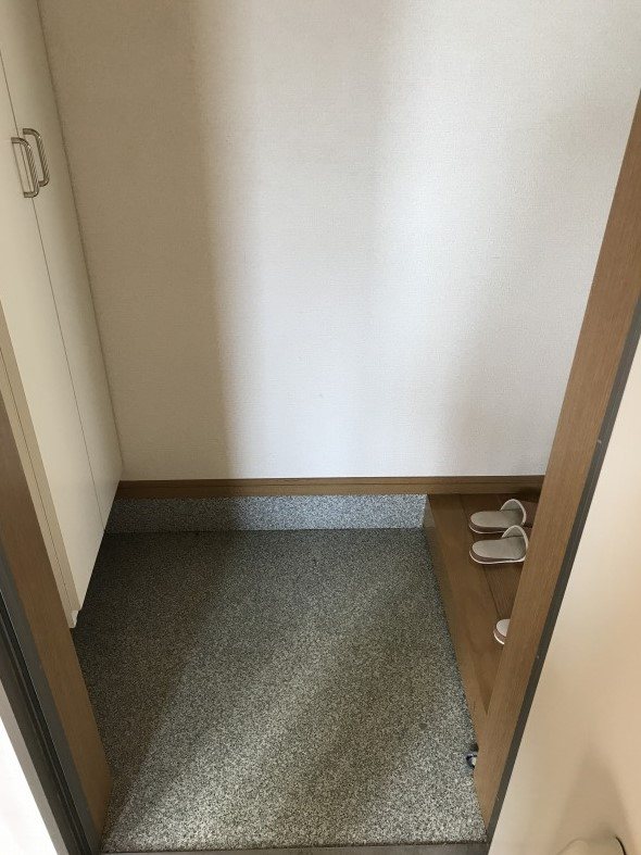 玄関　別部屋参照