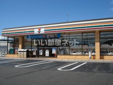 コンビニ　セブンイレブン 尾道美ノ郷三成店（コンビニ）まで946m