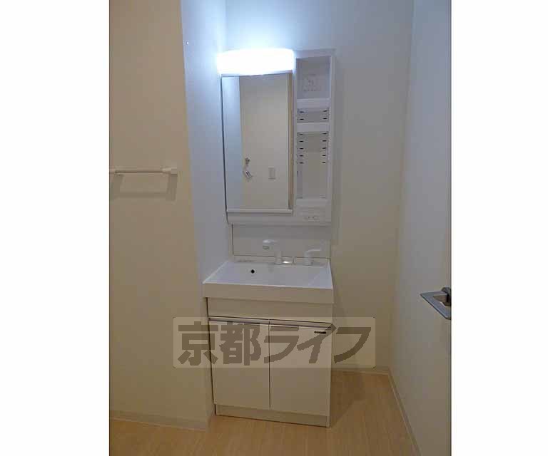 洗面設備　洗面台です。