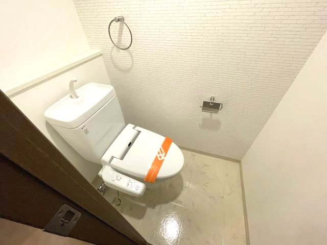 トイレ　イメージとして他号室の部屋写真を表示しています