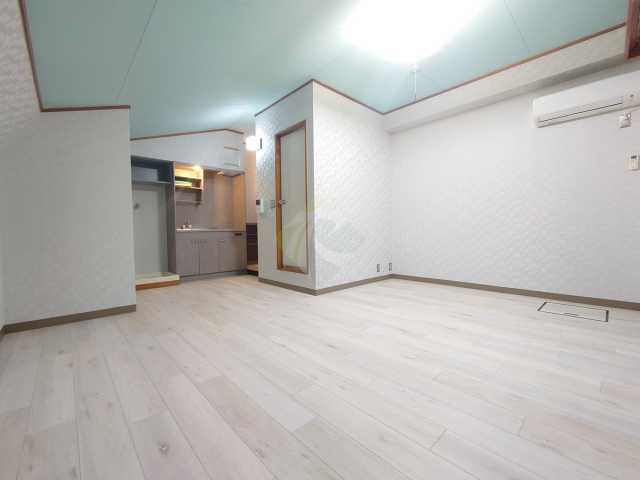 居室・リビング　Ｔ－ＨＯＵＳＥ