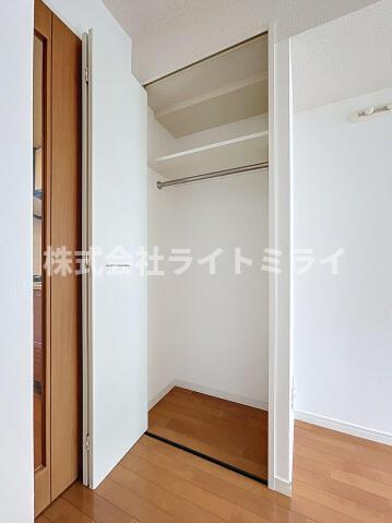 収納　?