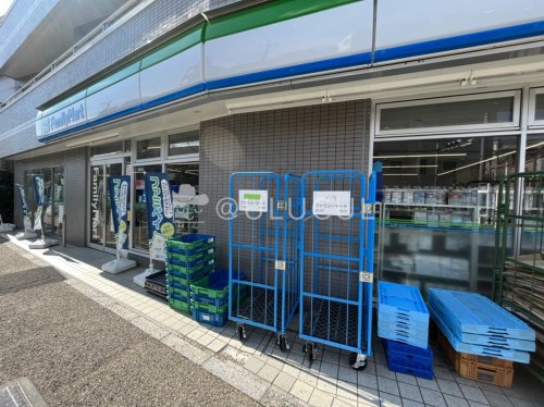 コンビニ　ファミリーマート 弦巻一丁目店（コンビニ）まで344m