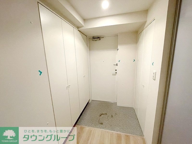 玄関　◆内装中