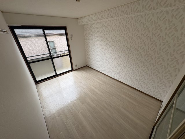 その他部屋・スペース　落ち着いて過ごせるお部屋なので、寝室にいかがでしょうか